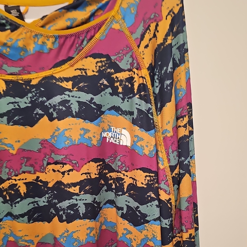 The North Face hooded long sleeve Top